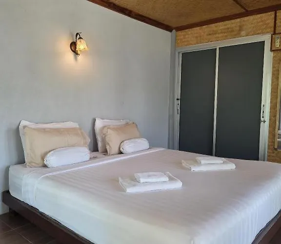 Lumphachi Lakehill Resort Ban Bo (Ratchaburi)