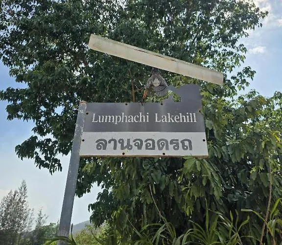 Lumphachi Lakehill Resort