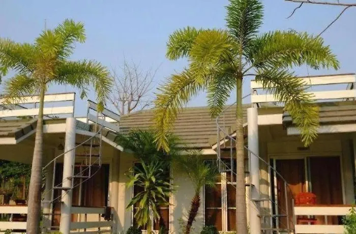 Lumphachi Lakehill Resort Ban Bo (Ratchaburi)